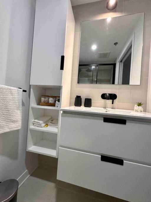 Bel Appartement Au Centre-Ville مونتريال المظهر الخارجي الصورة