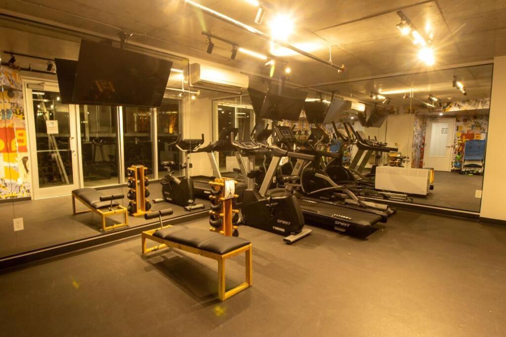 Bel Appartement Au Centre-Ville مونتريال المظهر الخارجي الصورة